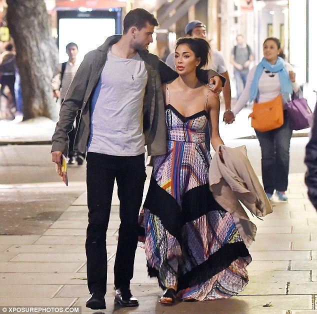  Scherzinger cosies up to Dimitrov on holiday 