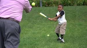  World s first kid with double hand transplant now plays baseball 