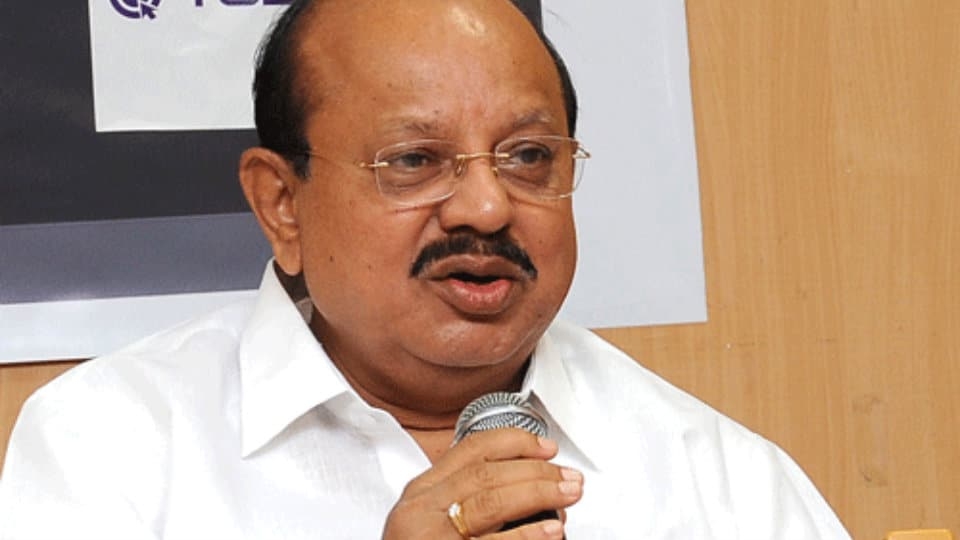  Karnataka to gift laptops to 1.5 lakh  poor  students 
