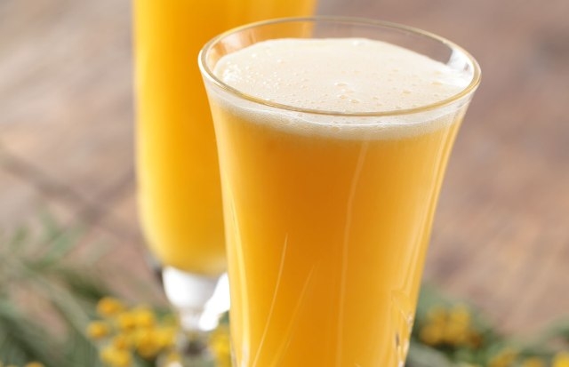 Orange Juice Mimosa Smoothie