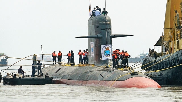  Oxygen leak from torpedo caused 2013 submarine fire 