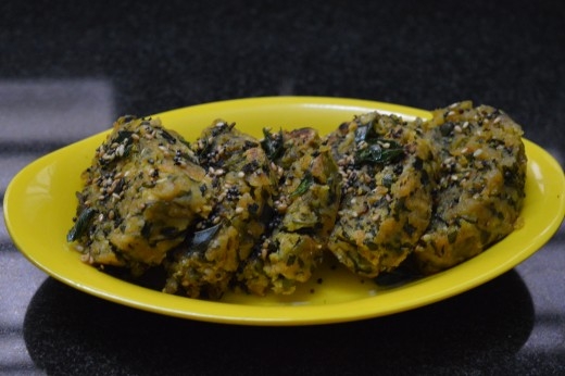 Methi Muthiya 