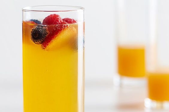 Peach Berries Bellini Mocktails