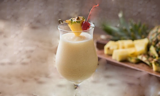 Skinny Piña Coconut Rum Colada