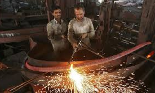  India s industrial output decelerates in June 