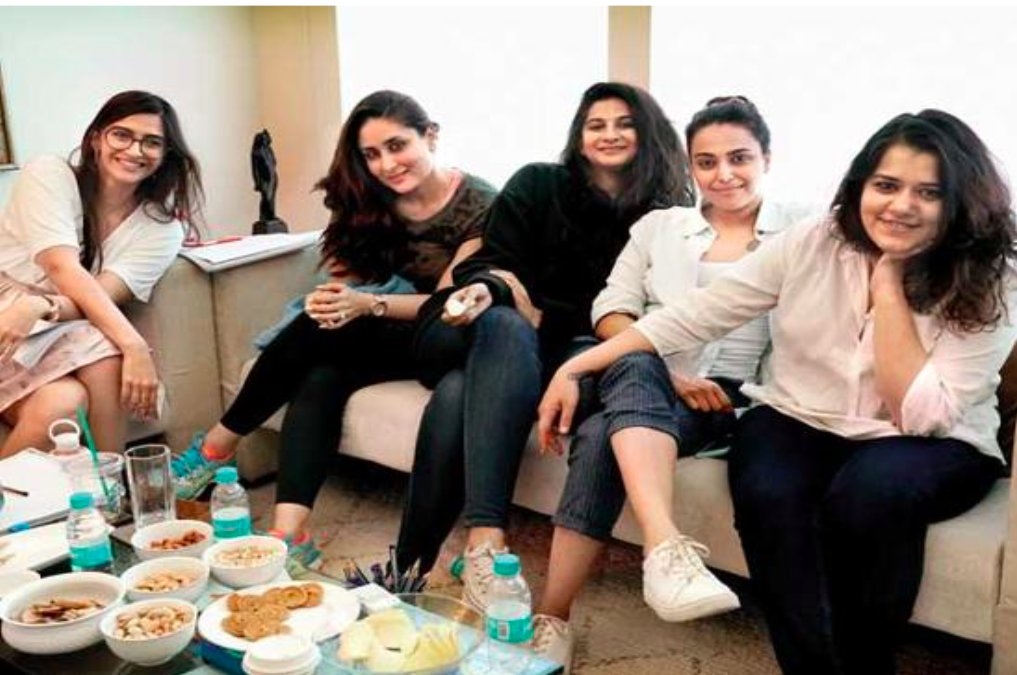 The camera on Roll for “Veer Di Wedding”, as  Sonam and Kareena reached on schedule. 
