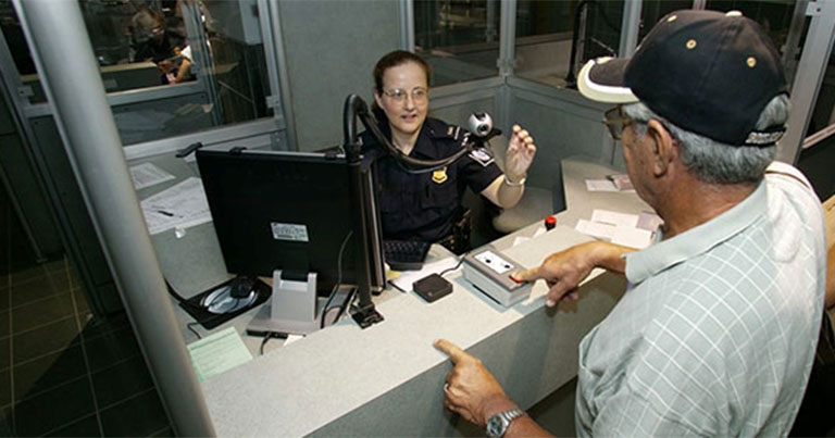  Switzerland airport launches face-scanning system for border control 