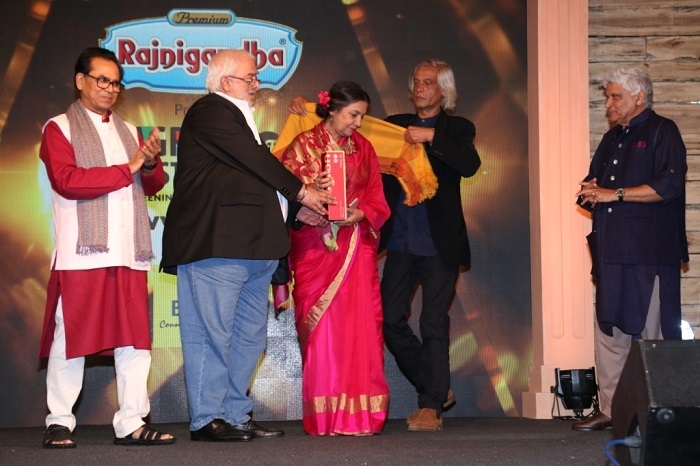 8th Jagran Film Festival honours Shabana Azmi with the 'Icon of the Indian Cinema' title, Praveen Bhatt for 'Special Contribution to Cinematic Art'