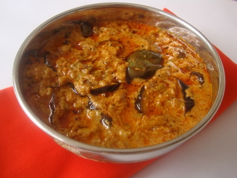 Eggplant Poppy Seeds Curry