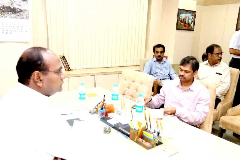 MoS Sarang Reviews Innovation Cell