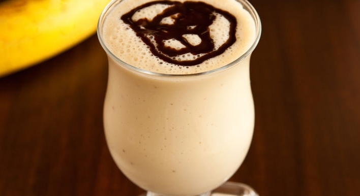 Chocolate-Flavored Mudslide Shake