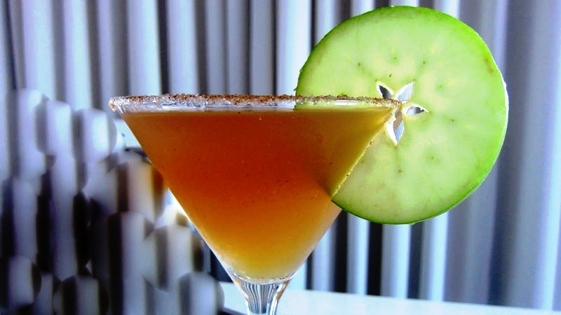 Apple Cider Rum Martini