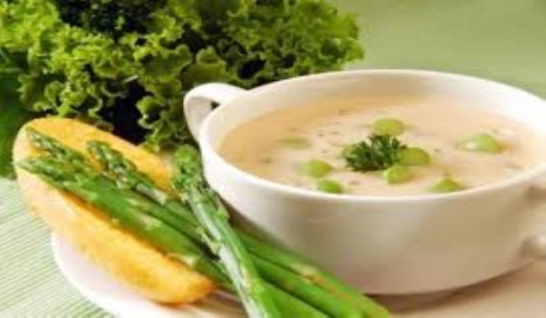 Fresh Asparagus Soup 
