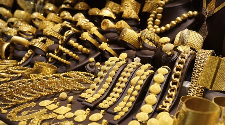  Master the art of cleaning fine jewellery 
