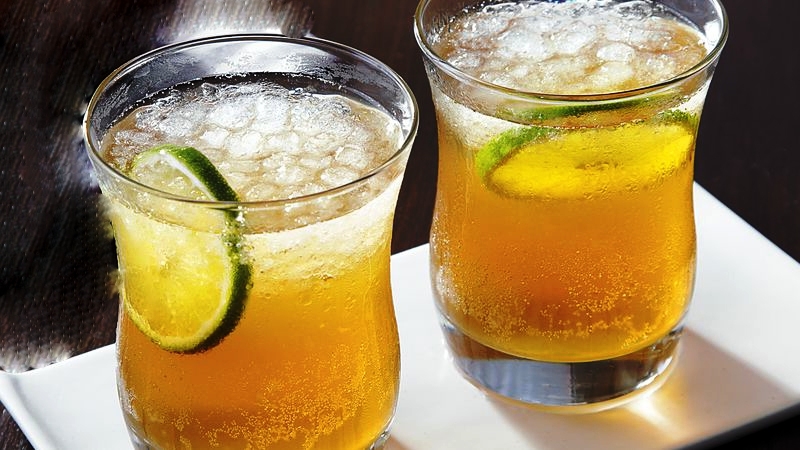 Maple Ginger Bourbon Cocktail